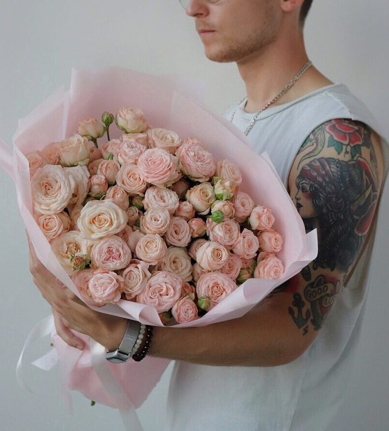 Bukiet róż gałązkowych